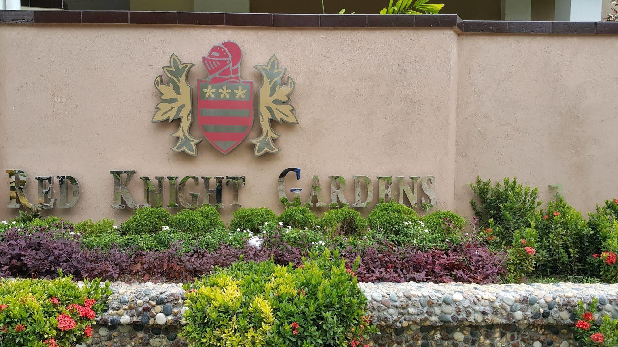 Red Knight Gardens Hotel Davao Exterior photo